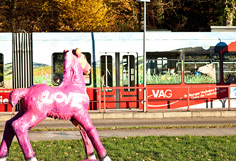 verkehrsmittelwerbung-verkehrsbetriebe-236 Straßenbahn der VAG Freiburg an der Wonnhalde